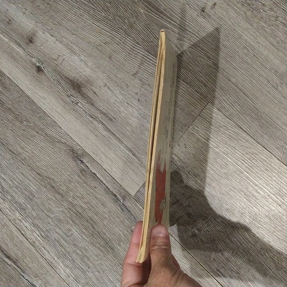 VINTAGE: 1977 Clifford at the Circus Kids Book - Picture 8 of 8